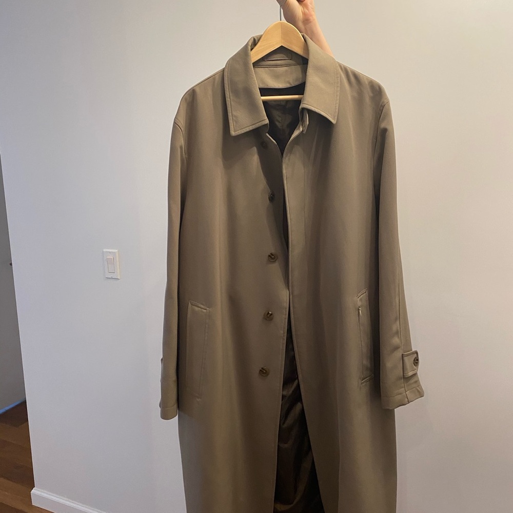 SAKS Brand Size 42 Trench coat. Hardly worn.